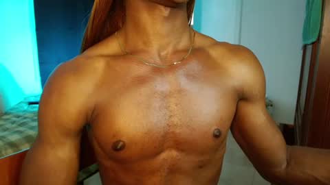 Snapshot of suannyklatten_ chatting on 02/24/25, 04:04 Suanny Klatten It is my account independent online show from 02/24/25, 04:04