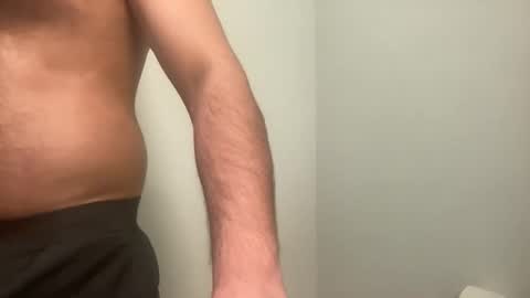 Snapshot of subinnyc97 chatting on 10/27/25, 09:52 subinnyc97 online show from 10/27/25, 09:52