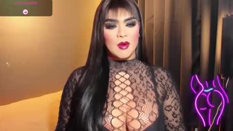 JADE ELYSE online show from 10/18/25, 06:52