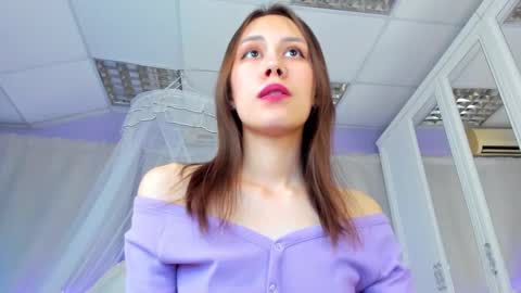 Snapshot of sugar_blond chatting on 12/27/24, 01:07 sugar blond online show from 12/27/24, 01:07