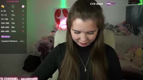 Mia online show from 10/09/25, 10:52