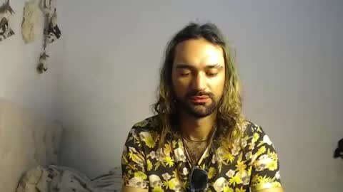 Snapshot of sugarhairy chatting on 10/26/25, 01:39 sour candy online show from 10/26/25, 01:39