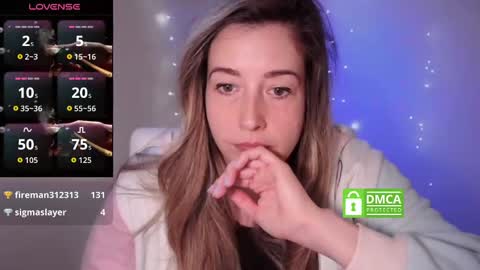 Mia online show from 10/31/25, 01:34