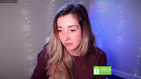 Mia online show from 11/12/25, 05:24