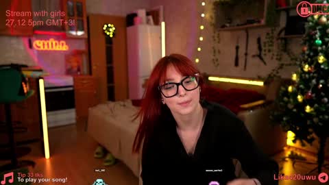 Snapshot of suk_ki chatting on 12/25/24, 11:10 Lika ginger Jessy blond online show from 12/25/24, 11:10