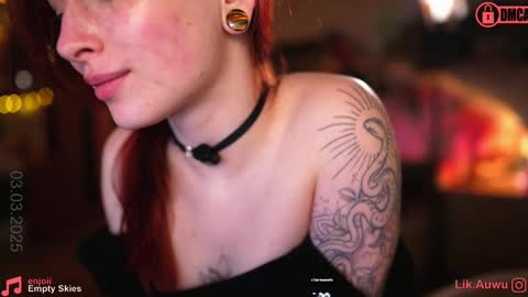 Snapshot of suk_ki chatting on 03/03/25, 11:03 Lika ginger Jessy blond online show from 03/03/25, 11:03