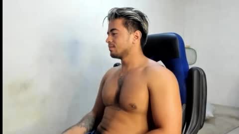 sukuna_hara online show from 10/19/25, 01:12