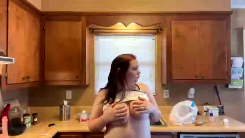 sum - maybe  online show from 09/23/25, 09:07