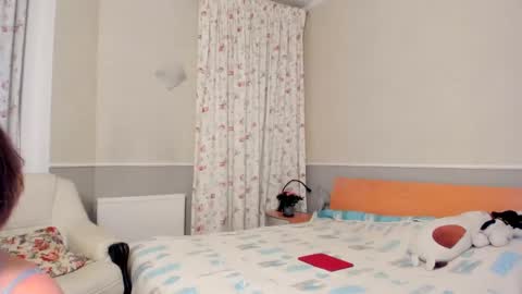 summerliza online show from 02/05/25, 11:06