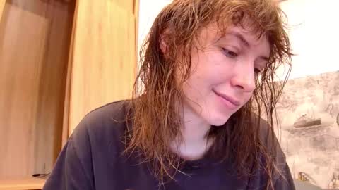 Snapshot of sun_place chatting on 11/14/25, 04:00 luna online show from 11/14/25, 04:00