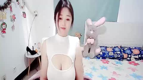 Snapshot of sun_yummy chatting on 12/29/24, 06:56 Lucis online show from 12/29/24, 06:56