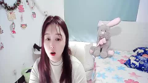 Snapshot of sun_yummy chatting on 02/09/25, 06:11 Lucis online show from 02/09/25, 06:11