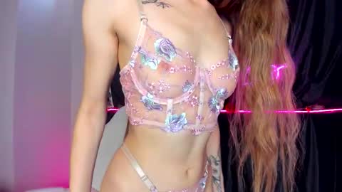 Elen online show from 10/10/25, 07:18