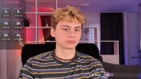 Snapshot of sunburn_boy chatting on 12/08/24, 08:51 Emilio online show from 12/08/24, 08:51