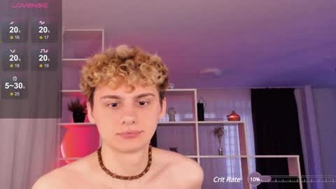 Snapshot of sunburn_boy chatting on 12/21/24, 06:09 Emilio online show from 12/21/24, 06:09