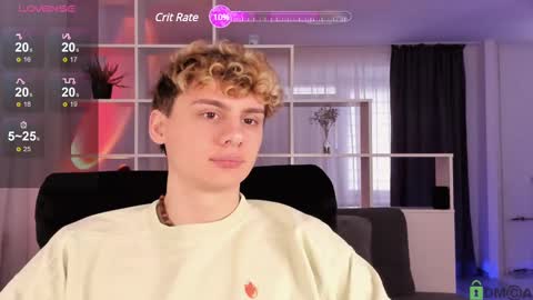 Snapshot of sunburn_boy chatting on 03/06/25, 04:52 Emilio online show from 03/06/25, 04:52