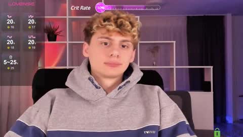 Snapshot of sunburn_boy chatting on 03/08/25, 09:08 Emilio online show from 03/08/25, 09:08