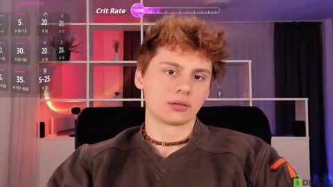 Snapshot of sunburn_boy chatting on 11/09/25, 08:29 Emilio online show from 11/09/25, 08:29