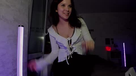 Snapshot of sunlovedamily chatting on 12/04/24, 08:40 Amy online show from 12/04/24, 08:40