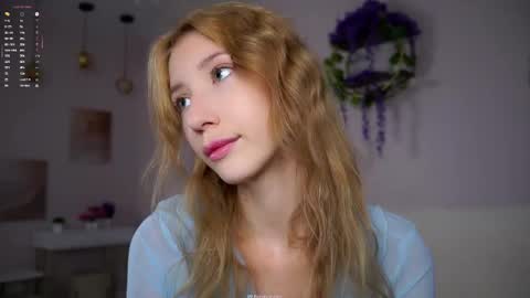 Snapshot of sunnmoonn chatting on 10/26/25, 02:34 Lily online show from 10/26/25, 02:34