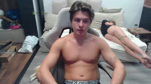 Snapshot of sunny1girl chatting on 11/07/25, 07:36 Alice and Sergey online show from 11/07/25, 07:36