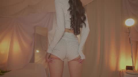 Maria online show from 10/22/25, 09:14