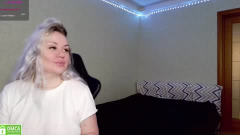 Snapshot of sunny_mood chatting on 01/03/25, 06:35 sunny mood online show from 01/03/25, 06:35