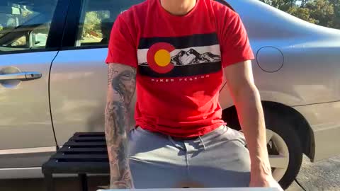 Snapshot of sunny_valentine chatting on 10/22/25, 01:33 sunny valentine online show from 10/22/25, 01:33