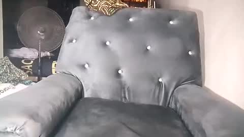 Snapshot of sunnyjohn447 chatting on 02/09/25, 01:14 Sunnyblack2 online show from 02/09/25, 01:14