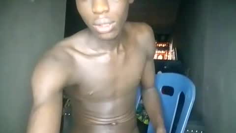 Snapshot of sunnyjohn447 chatting on 02/28/25, 01:14 Sunnyblack2 online show from 02/28/25, 01:14