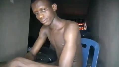 Snapshot of sunnyjohn447 chatting on 03/05/25, 10:44 Sunnyblack2 online show from 03/05/25, 10:44