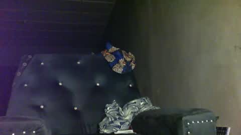 Snapshot of sunnyjohn447 chatting on 09/13/25, 11:15 Sunnyblack2 online show from 09/13/25, 11:15