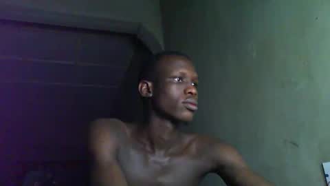 Snapshot of sunnyjohn447 chatting on 09/16/25, 08:59 Sunnyblack2 online show from 09/16/25, 08:59