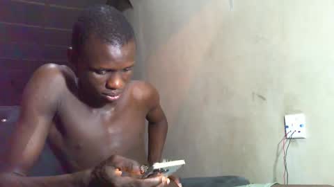 Snapshot of sunnyjohn447 chatting on 09/19/25, 11:44 Sunnyblack2 online show from 09/19/25, 11:44