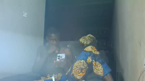 Snapshot of sunnyjohn447 chatting on 09/22/25, 05:15 Sunnyblack2 online show from 09/22/25, 05:15