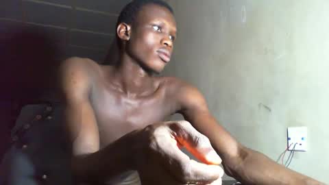 Snapshot of sunnyjohn447 chatting on 10/15/25, 09:53 Sunnyblack2 online show from 10/15/25, 09:53