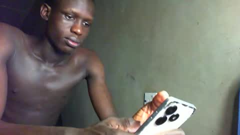 Snapshot of sunnyjohn447 chatting on 11/06/25, 10:16 Sunnyblack2 online show from 11/06/25, 10:16