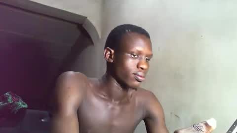 Snapshot of sunnyjohn447 chatting on 11/10/25, 09:52 Sunnyblack2 online show from 11/10/25, 09:52