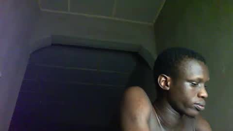 Snapshot of sunnyjohn447 chatting on 11/13/25, 10:47 Sunnyblack2 online show from 11/13/25, 10:47