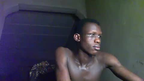 Snapshot of sunnyjohn447 chatting on 11/20/25, 10:48 Sunnyblack2 online show from 11/20/25, 10:48