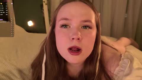 Snapshot of sunnyrisha chatting on 11/20/25, 05:18 Risha online show from 11/20/25, 05:18