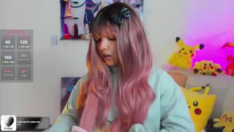 Snapshot of sunofureku_melody chatting on 10/20/25, 07:14 RAVENCLAU GIRL online show from 10/20/25, 07:14