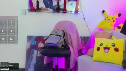 Snapshot of sunofureku_melody chatting on 10/23/25, 07:23 RAVENCLAU GIRL online show from 10/23/25, 07:23