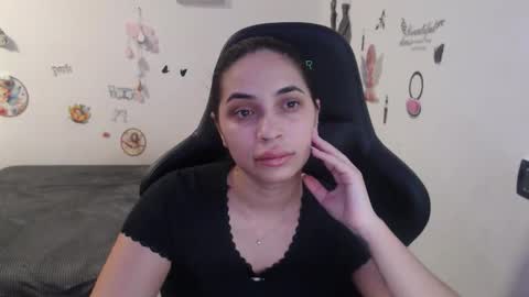 sunrocss online show from 12/01/25, 02:00