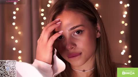 Snapshot of sunsally chatting on 12/26/24, 09:58 Sally online show from 12/26/24, 09:58