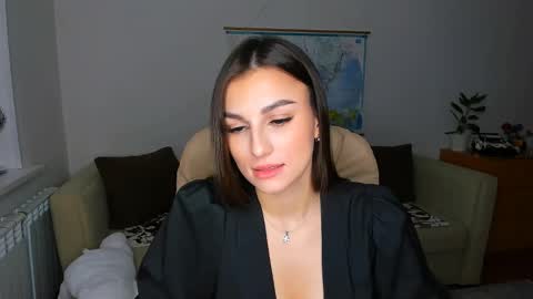 Snapshot of sunsetwithava chatting on 02/10/25, 05:14 sunsetwithava online show from 02/10/25, 05:14