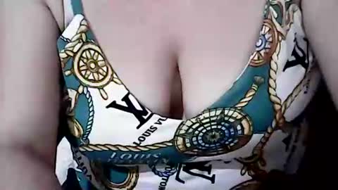 sunshine_38 online show from 12/27/24, 04:15