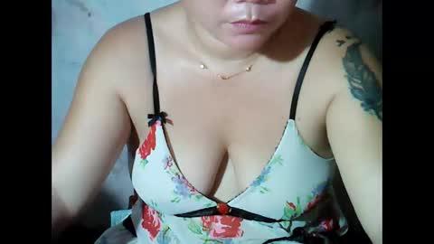 sunshine_38 online show from 10/22/25, 12:22