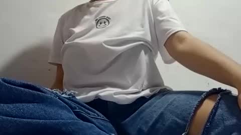 Annie online show from 12/02/24, 04:31