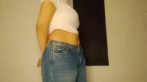 Annie online show from 12/16/24, 03:08